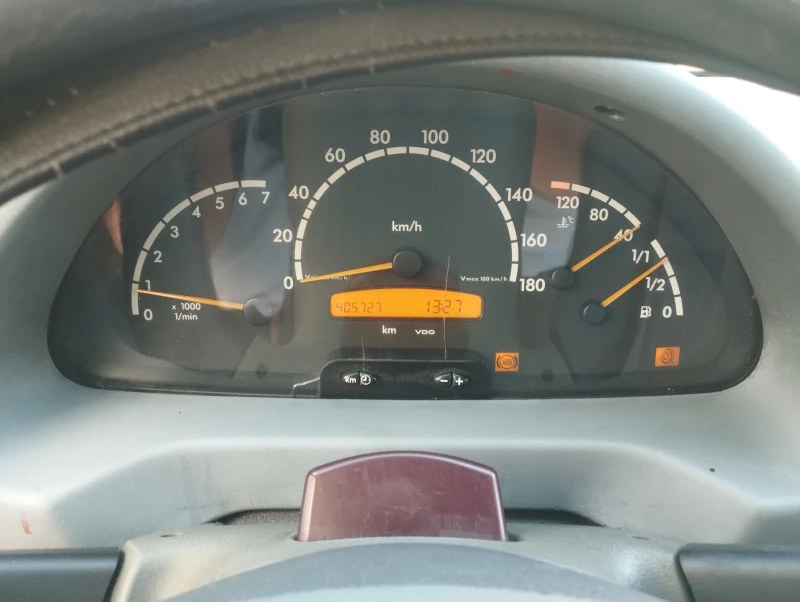 Mercedes-Benz 313, снимка 9 - Бусове и автобуси - 52513470