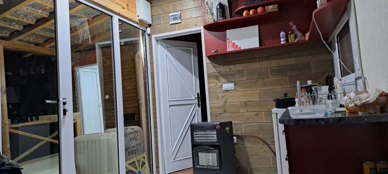 Mercedes-Benz 1317 каросерията е направена на къща, снимка 2 - Камиони - 51635503