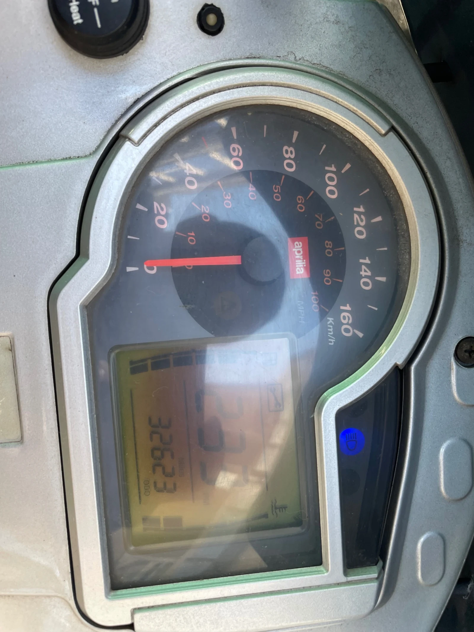 Aprilia 200 Sport City 200 - изображение 6