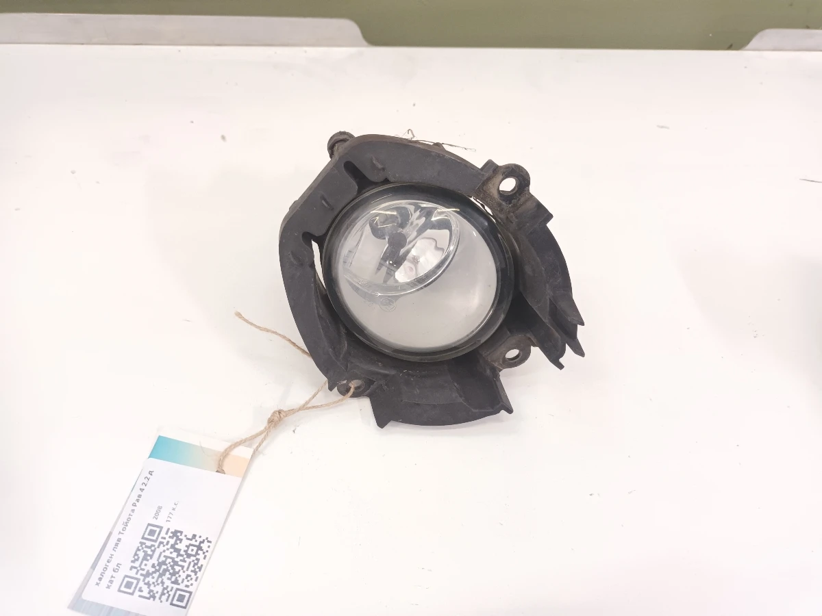 халоген ляв Тойота Рав 4 2.2 д кат бл