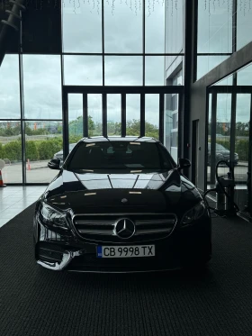 Mercedes-Benz E 220 AМG, снимка 1