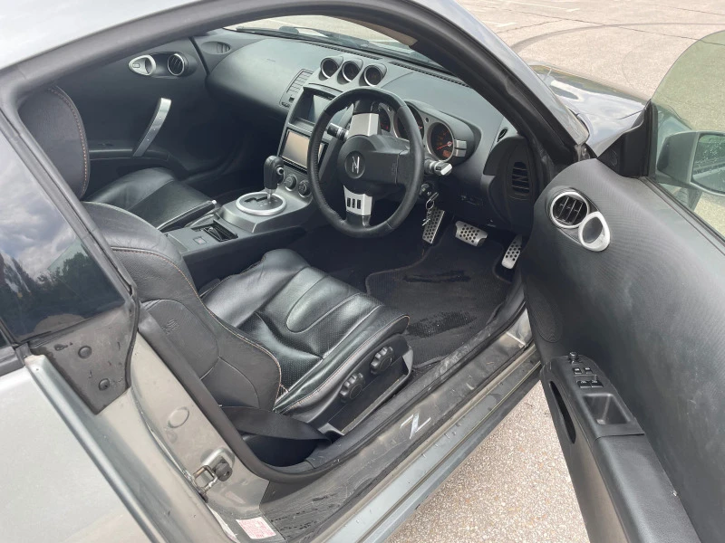 Nissan 350z, снимка 5 - Автомобили и джипове - 45462370