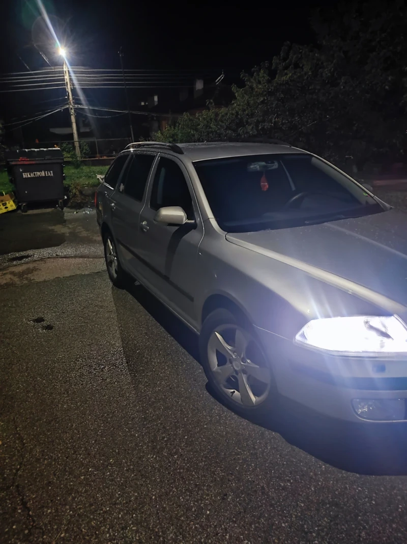 Skoda Octavia, снимка 6 - Автомобили и джипове - 47301650