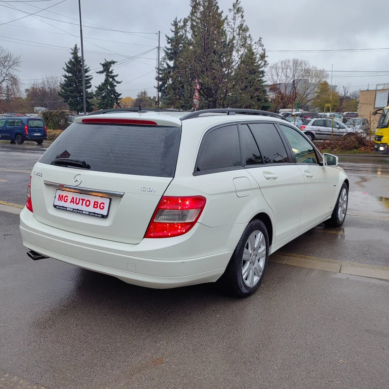 Mercedes-Benz C 200 2.2CDI, снимка 5 - Автомобили и джипове - 47970033