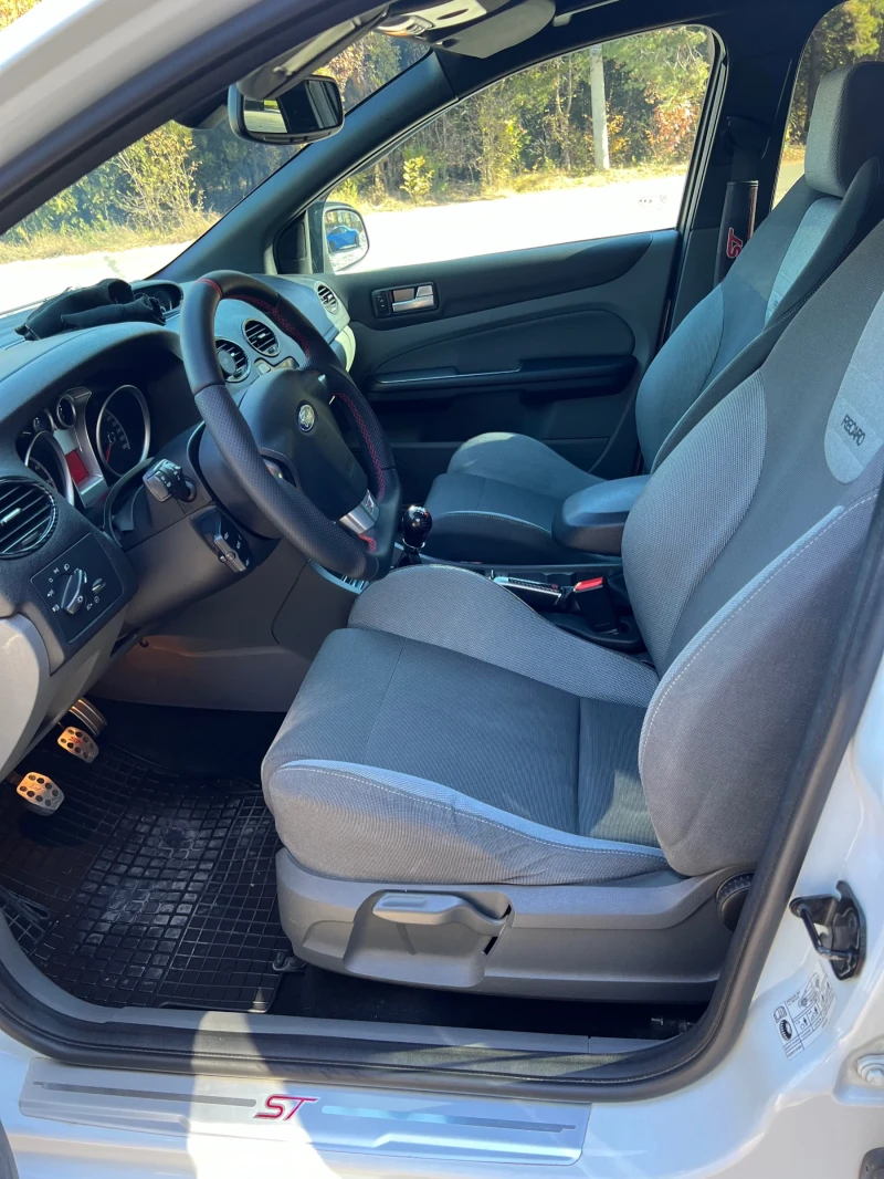 Ford Focus ST, снимка 11 - Автомобили и джипове - 52524175