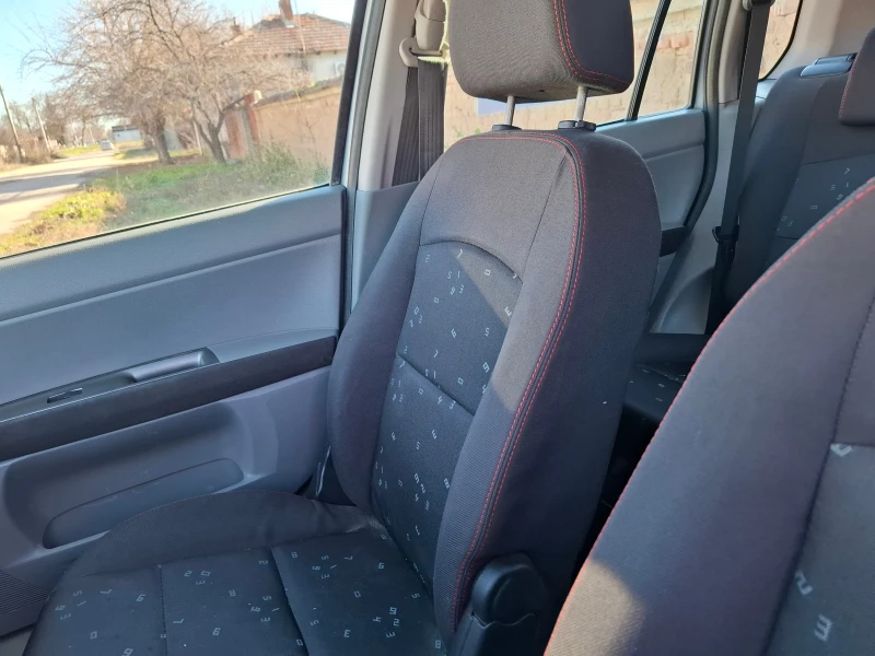 Mazda 2, снимка 10 - Автомобили и джипове - 52926702