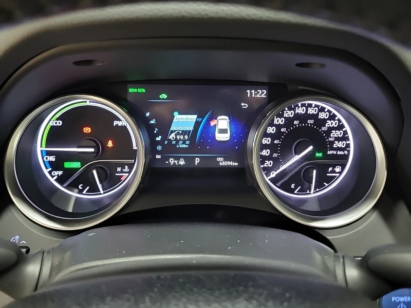 Toyota Camry HYBRID XLE * * ЧЕРЕН САЛОН * * CARFAX * * , снимка 10 - Автомобили и джипове - 53355173