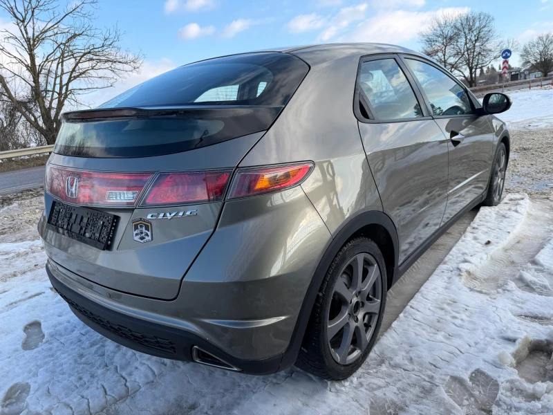 Honda Civic 1.8i-V tec/140p.s-Avtomatik, снимка 3 - Автомобили и джипове - 53579091