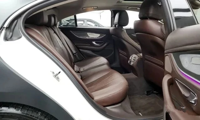 Mercedes-Benz CLS 400 4MATIC AMG Line , снимка 10 - Автомобили и джипове - 52898714