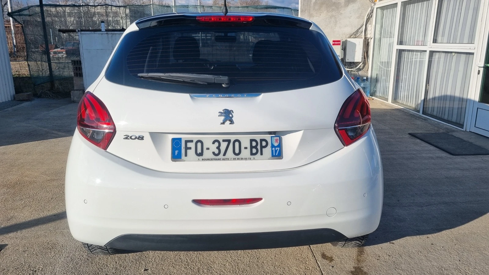 Peugeot 208 68000км. * EU6 B* Камера  - изображение 4