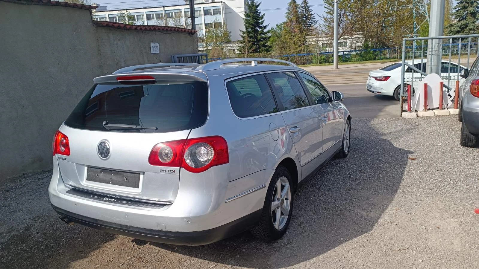 VW Passat 2.0 TDI 170KC HIGHLINE | Mobile.bg   16