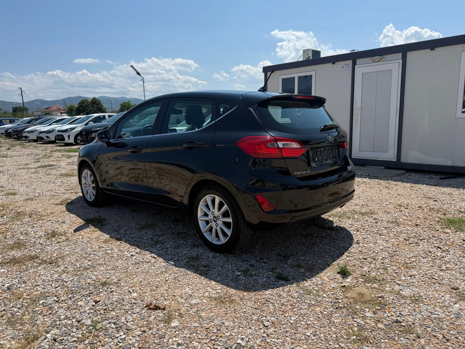 Ford Fiesta 1.5d/Titanium/Keyless Go/Nav/Euro6 - изображение 4