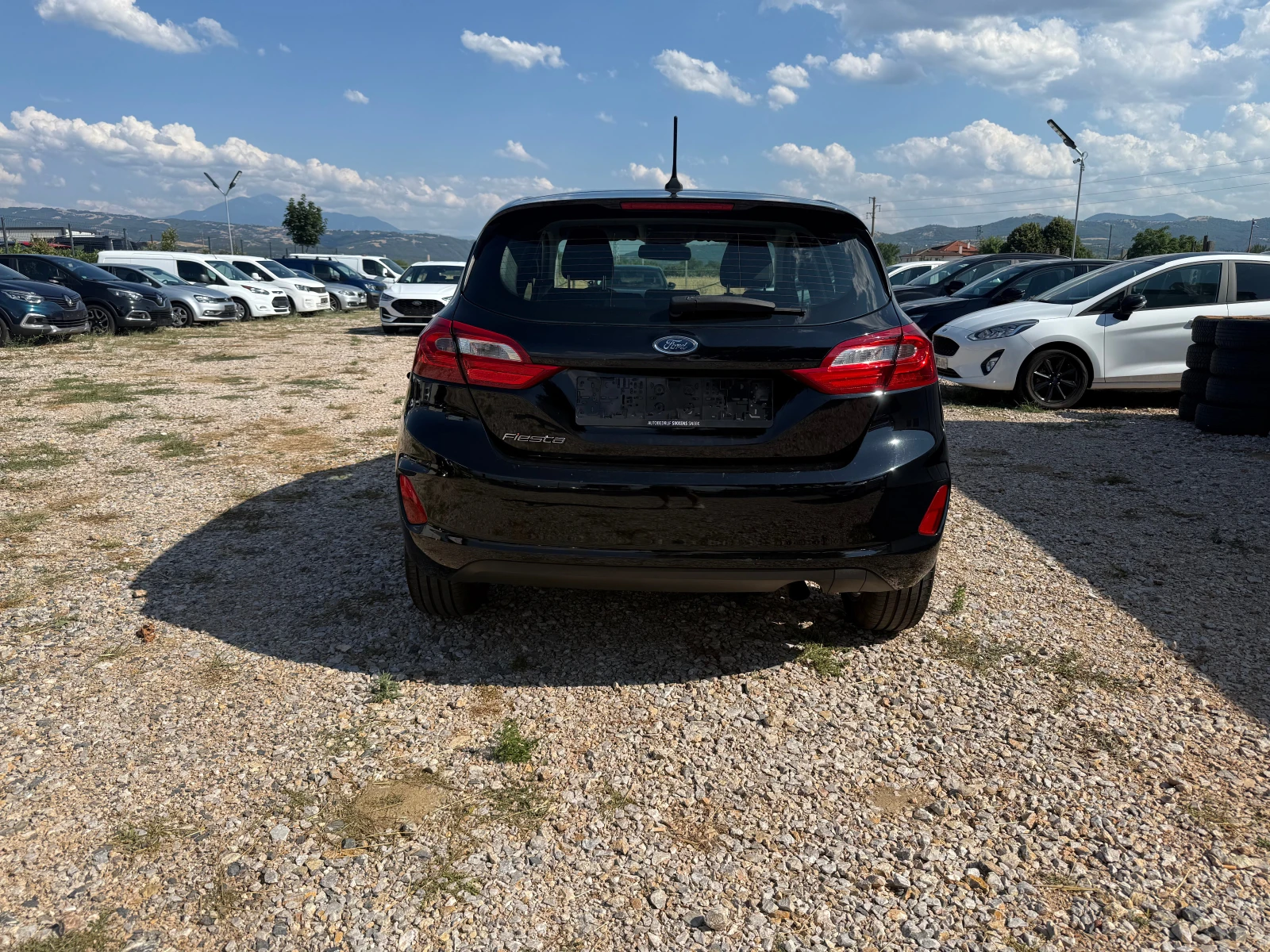 Ford Fiesta 1.5d/Titanium/Keyless Go/Nav/Euro6 - изображение 3
