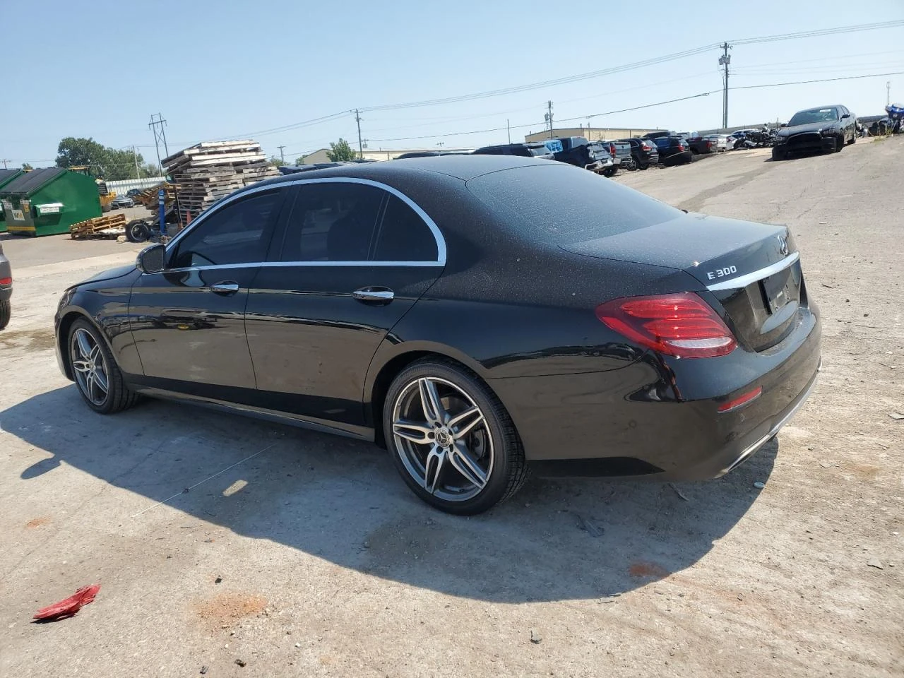 Mercedes-Benz E 300 4MATIC* CARFAX* АВТОЛИЗИГ - изображение 2