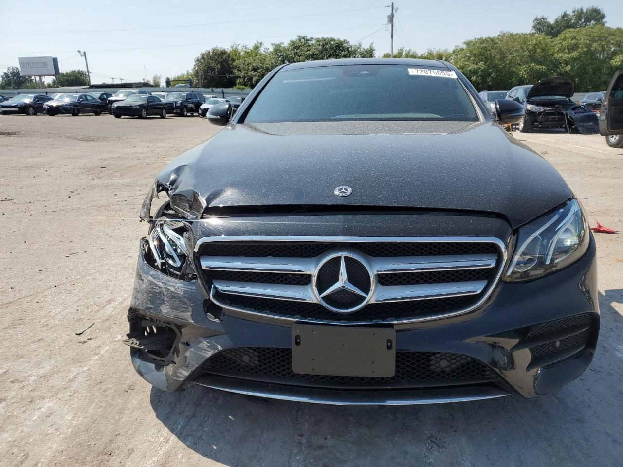 Mercedes-Benz E 300 4MATIC* CARFAX* АВТОЛИЗИГ - изображение 5