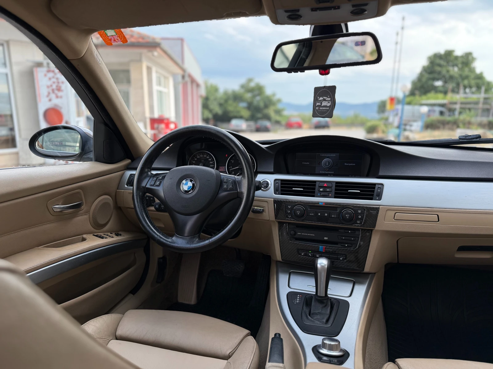 BMW 330 Distronic/Recaro/Keyless | Mobile.bg — изображение 12