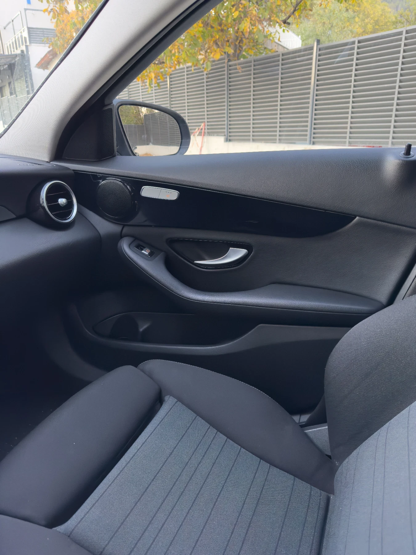 Mercedes-Benz C 200 7G / Distronic  - изображение 9