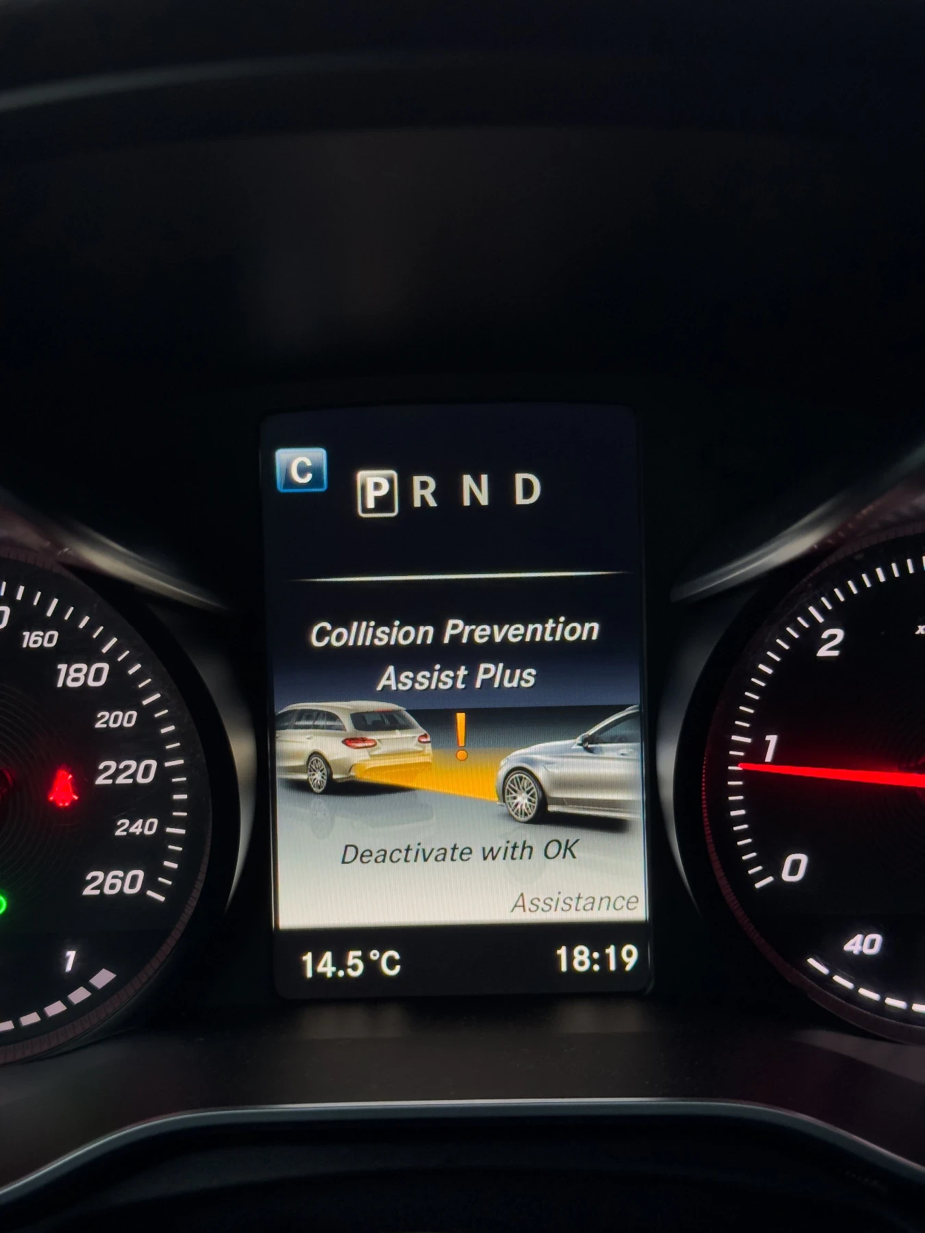 Mercedes-Benz C 200 7G / Distronic  | Mobile.bg   13