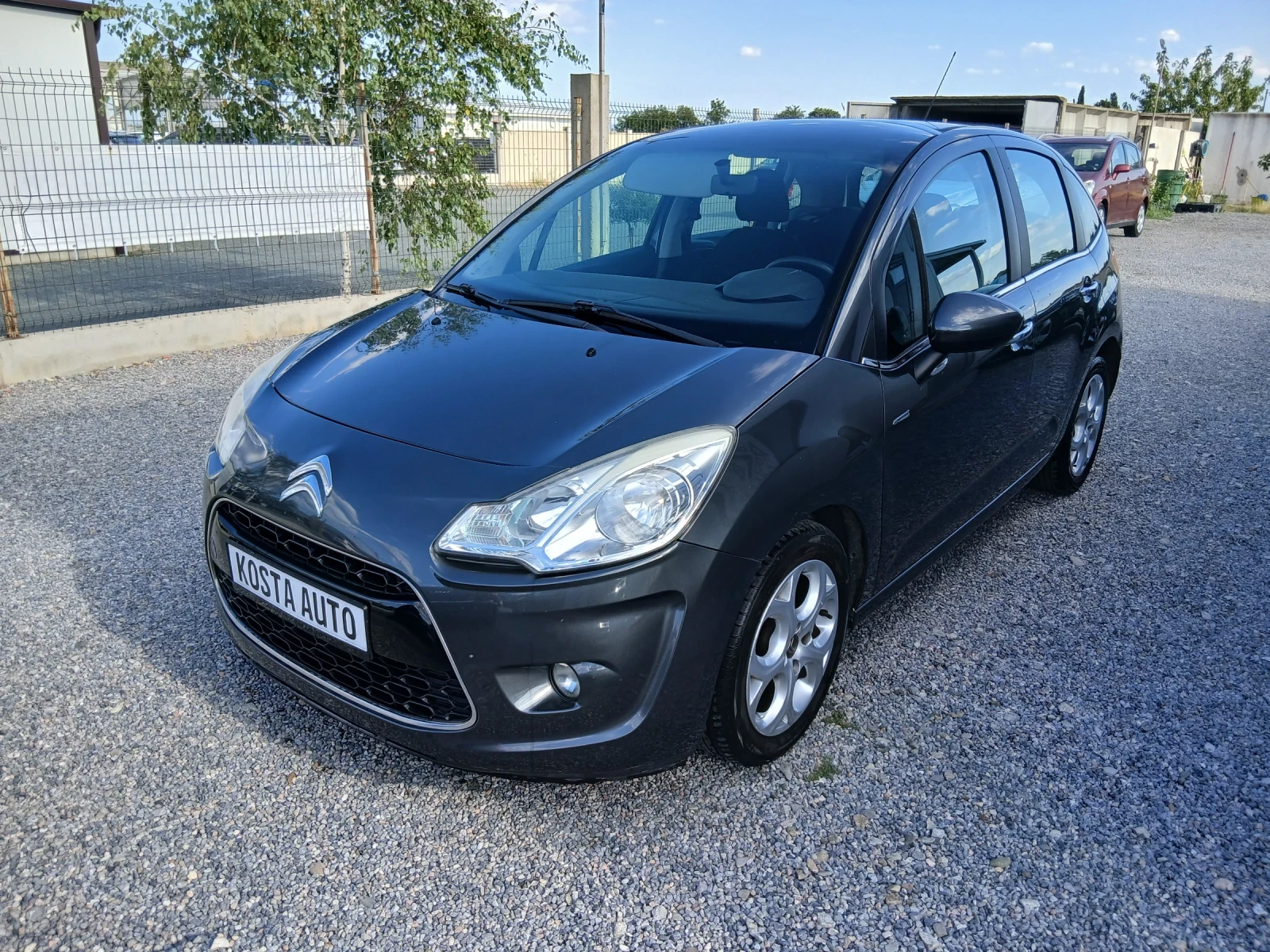 Citroen C3 КАТО НОВА, снимка 9 - Автомобили и джипове - 52553458