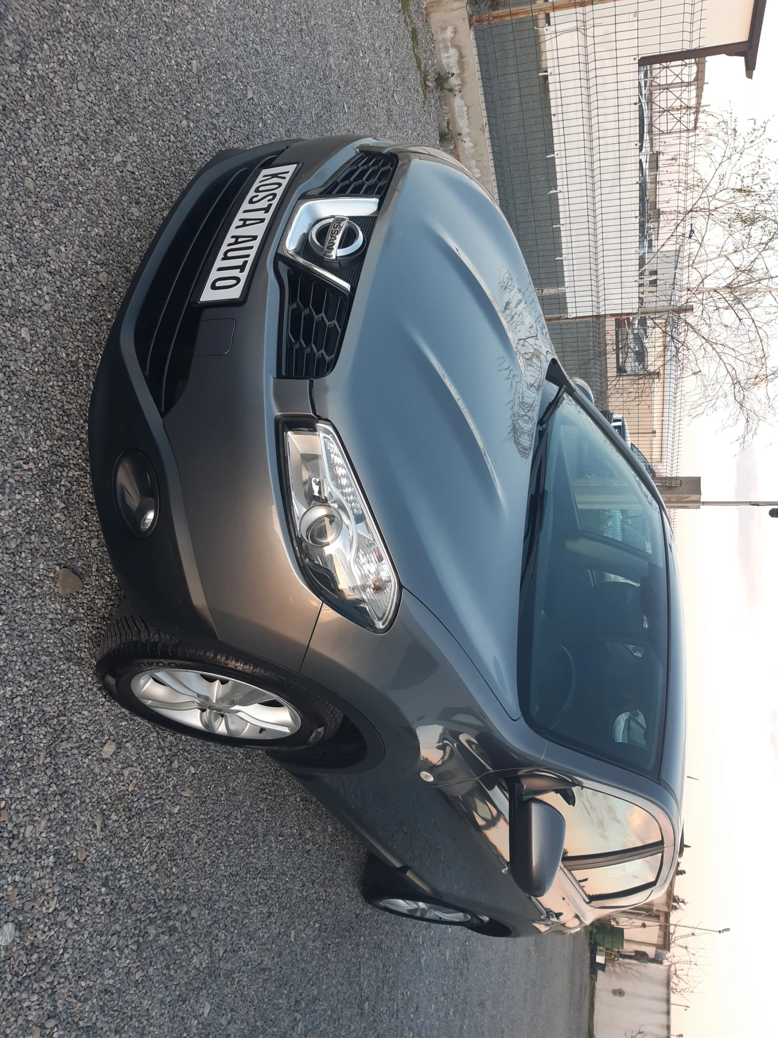Nissan Qashqai КАТО НОВ, снимка 8 - Автомобили и джипове - 52553458