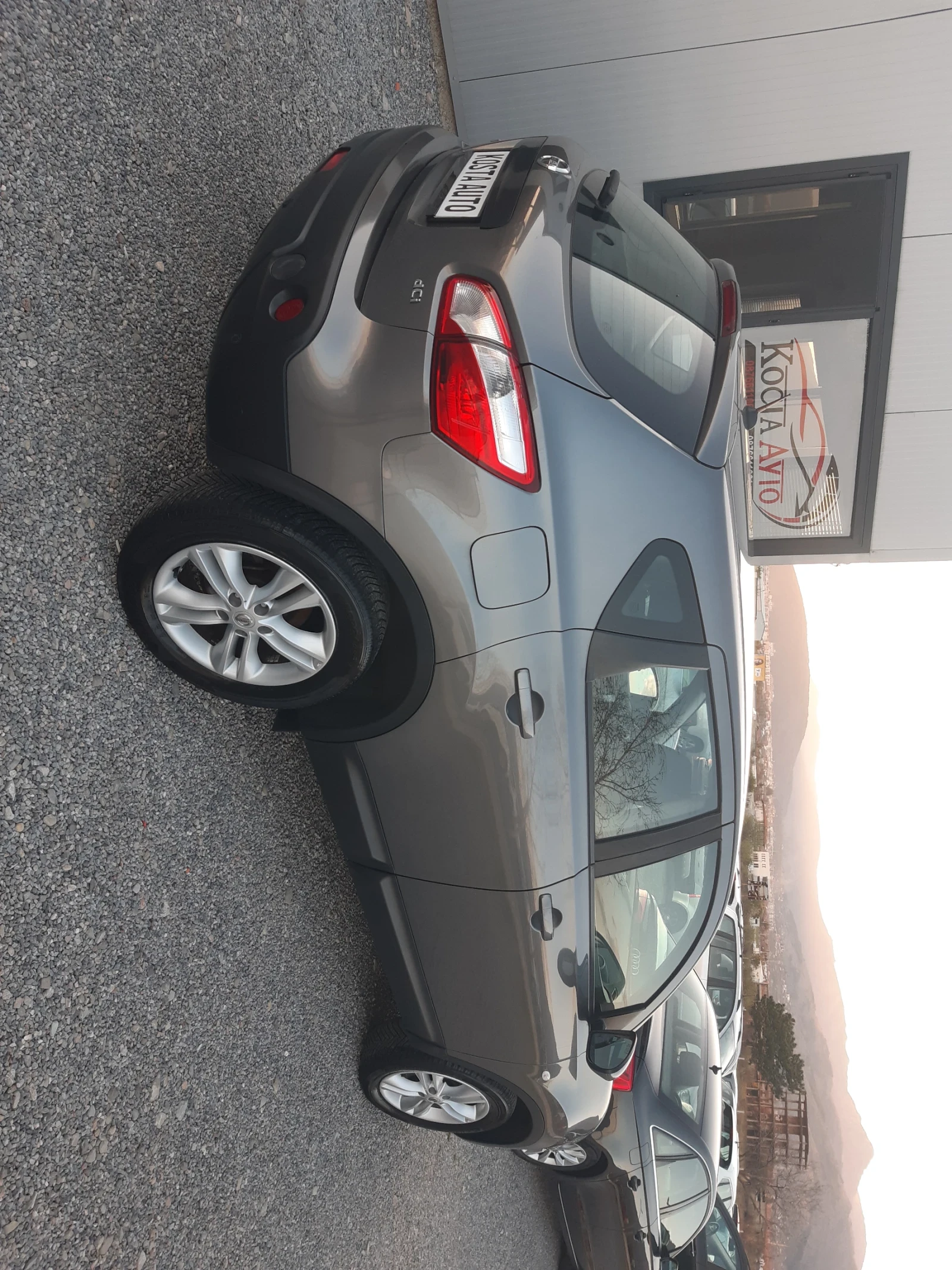 Nissan Qashqai КАТО НОВ, снимка 3 - Автомобили и джипове - 52553458