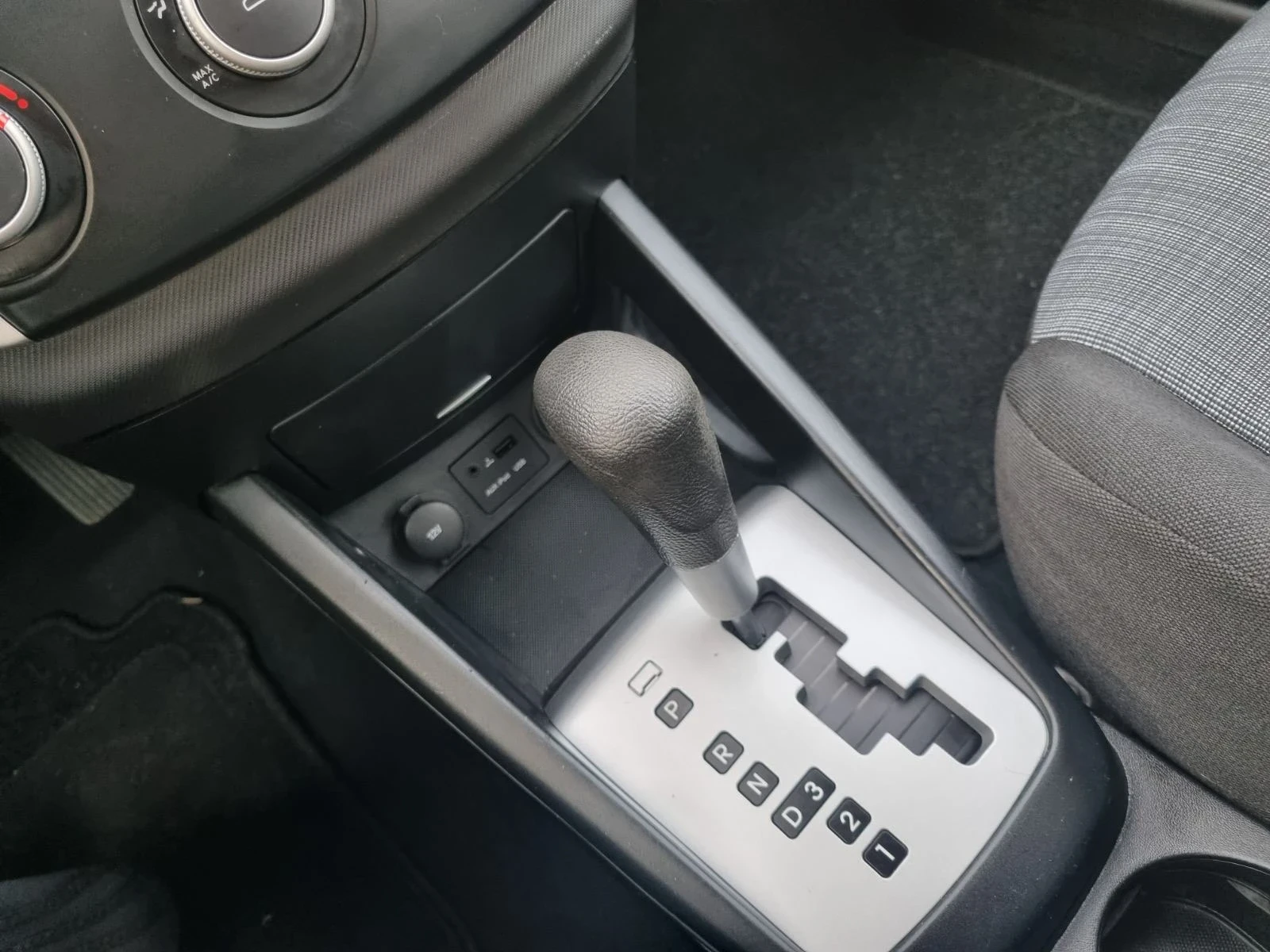 Kia Ceed 1.6i ������ ������� ��������� | Mobile.bg � ����������� 12