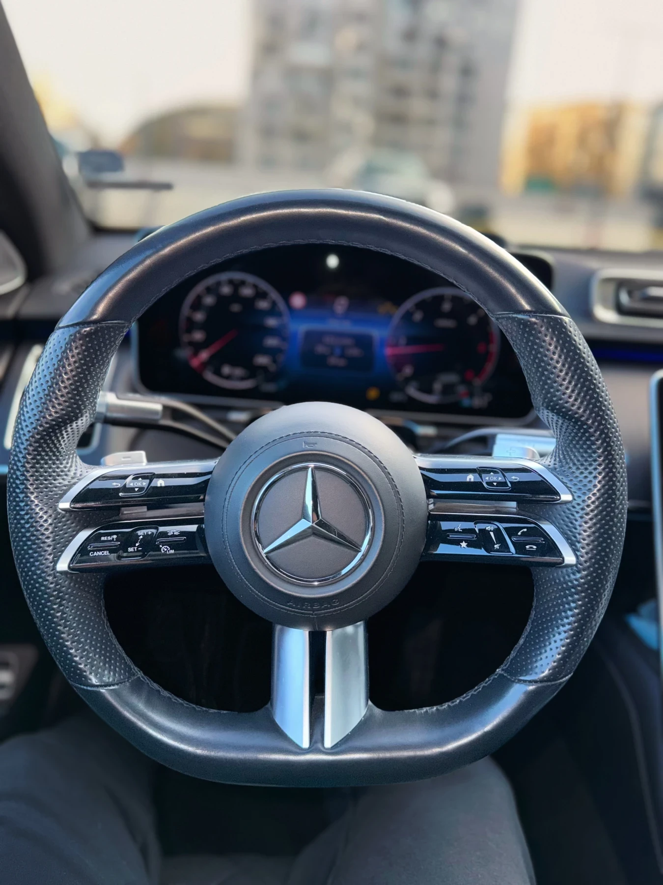 Mercedes-Benz S 400  - изображение 8