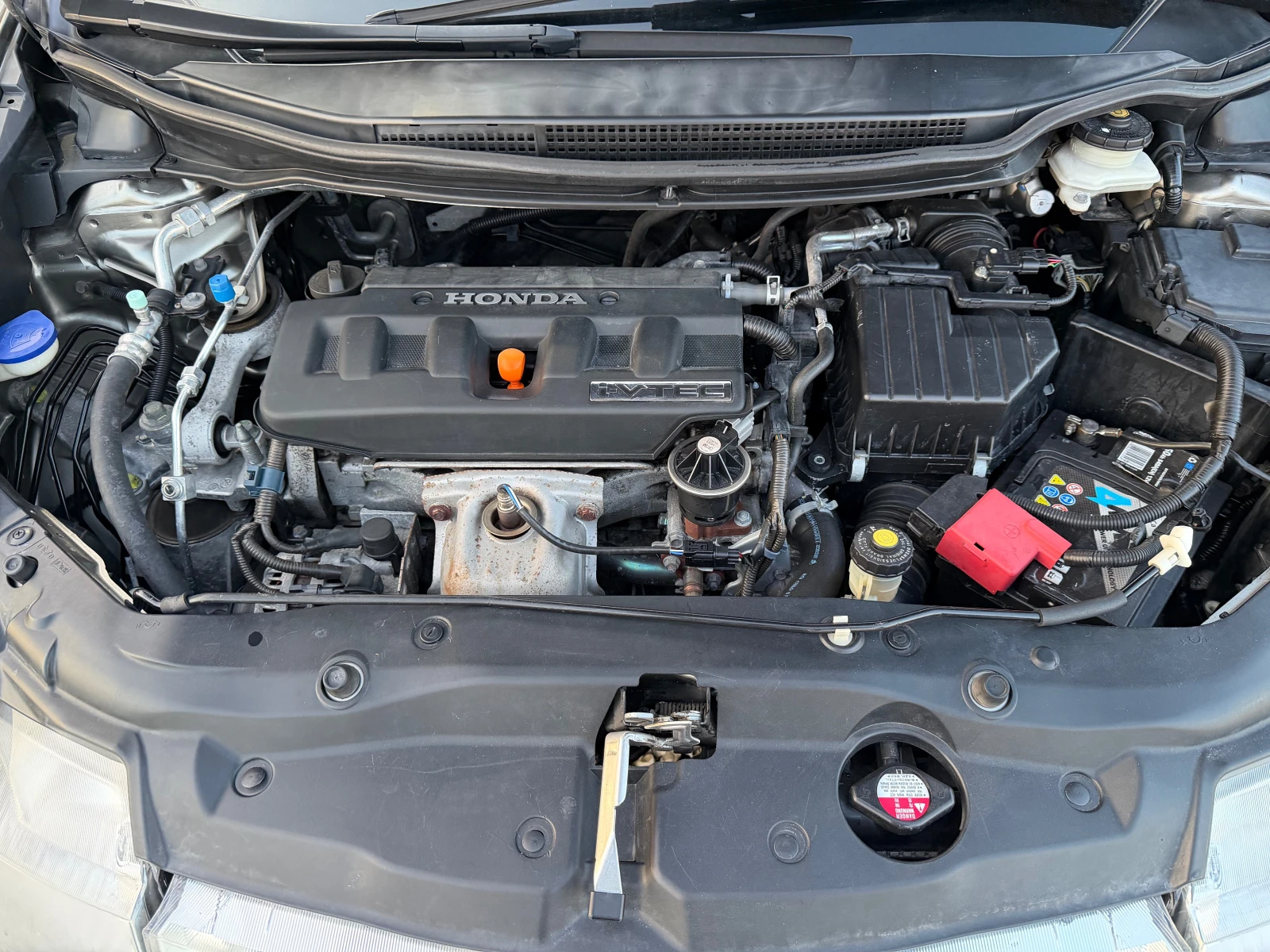 Honda Civic 1.8i-V tec/140p.s-Avtomatik, снимка 15 - Автомобили и джипове - 53579091