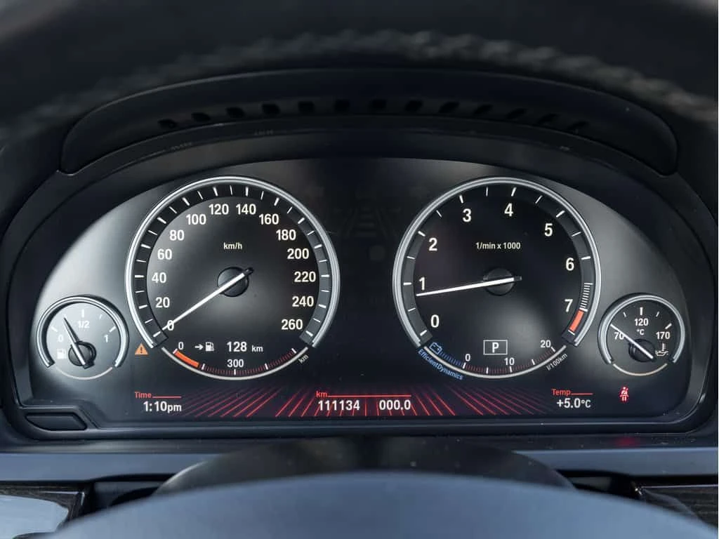 BMW 750 * 750i | WHOLESALE TO THE PUBLIC | 1 OWNER TRADE I, снимка 10 - Автомобили и джипове - 53975124