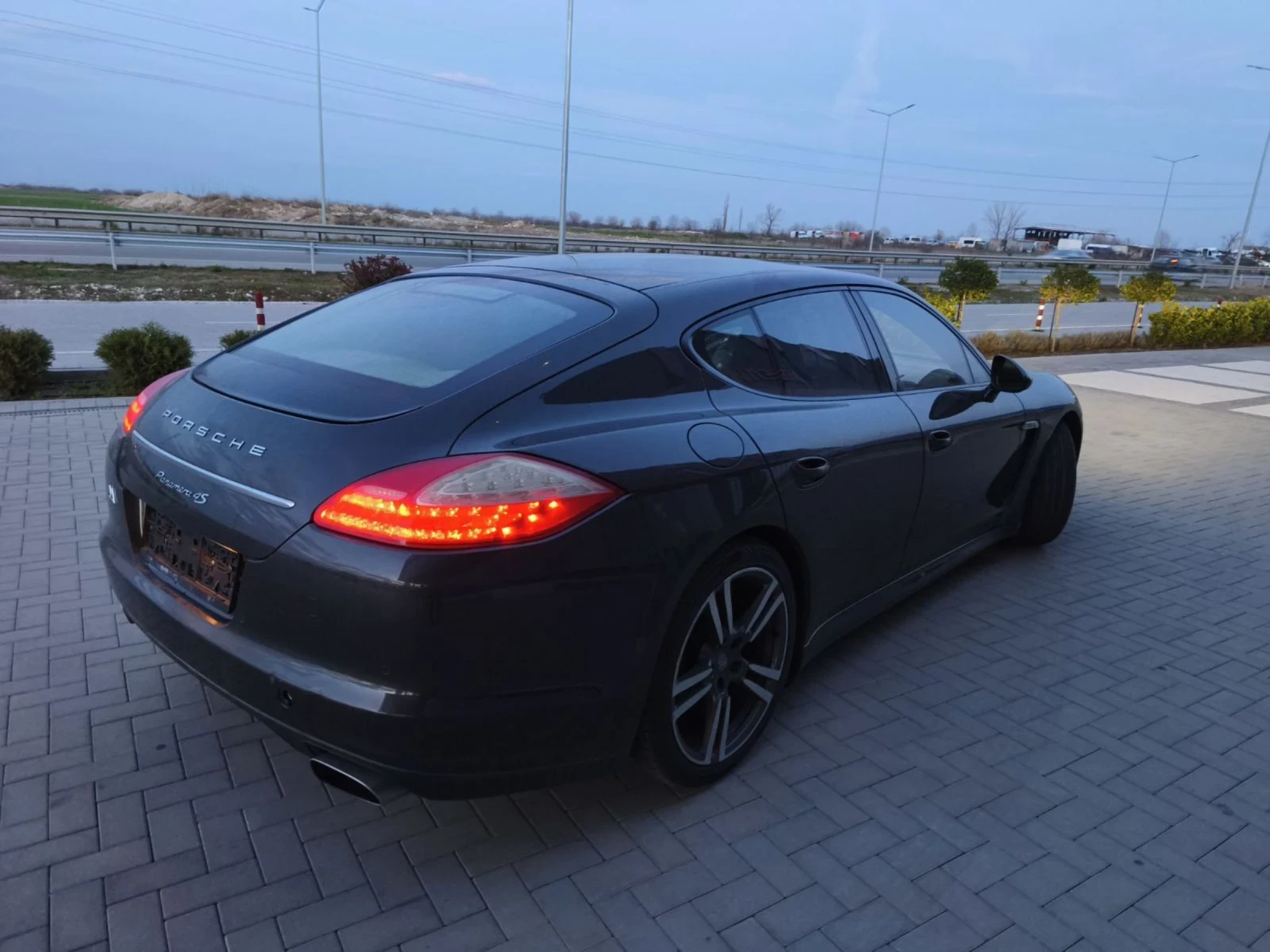 Porsche Panamera 3.6 300k.c. НА ЧАСТИ , снимка 5 - Автомобили и джипове - 53990791