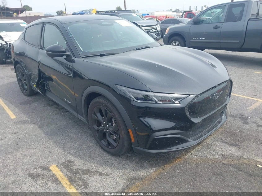 Ford Mustang Mach-E Select RWD, снимка 2 - Автомобили и джипове - 54348369