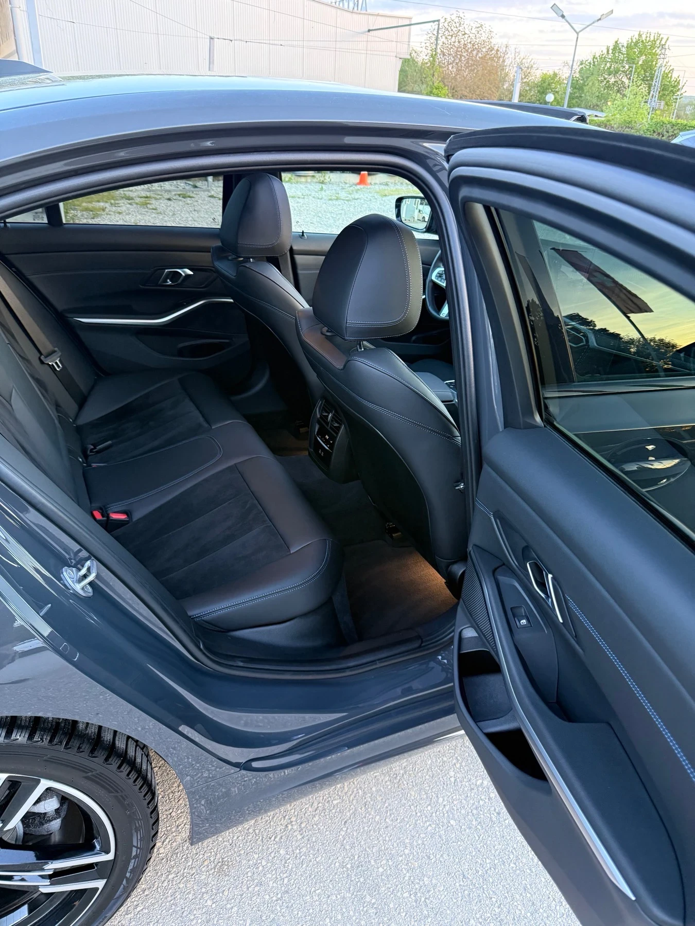 BMW 320 48V 1 ГОДИНА ГАРАНЦИЯ, снимка 14 - Автомобили и джипове - 54369967