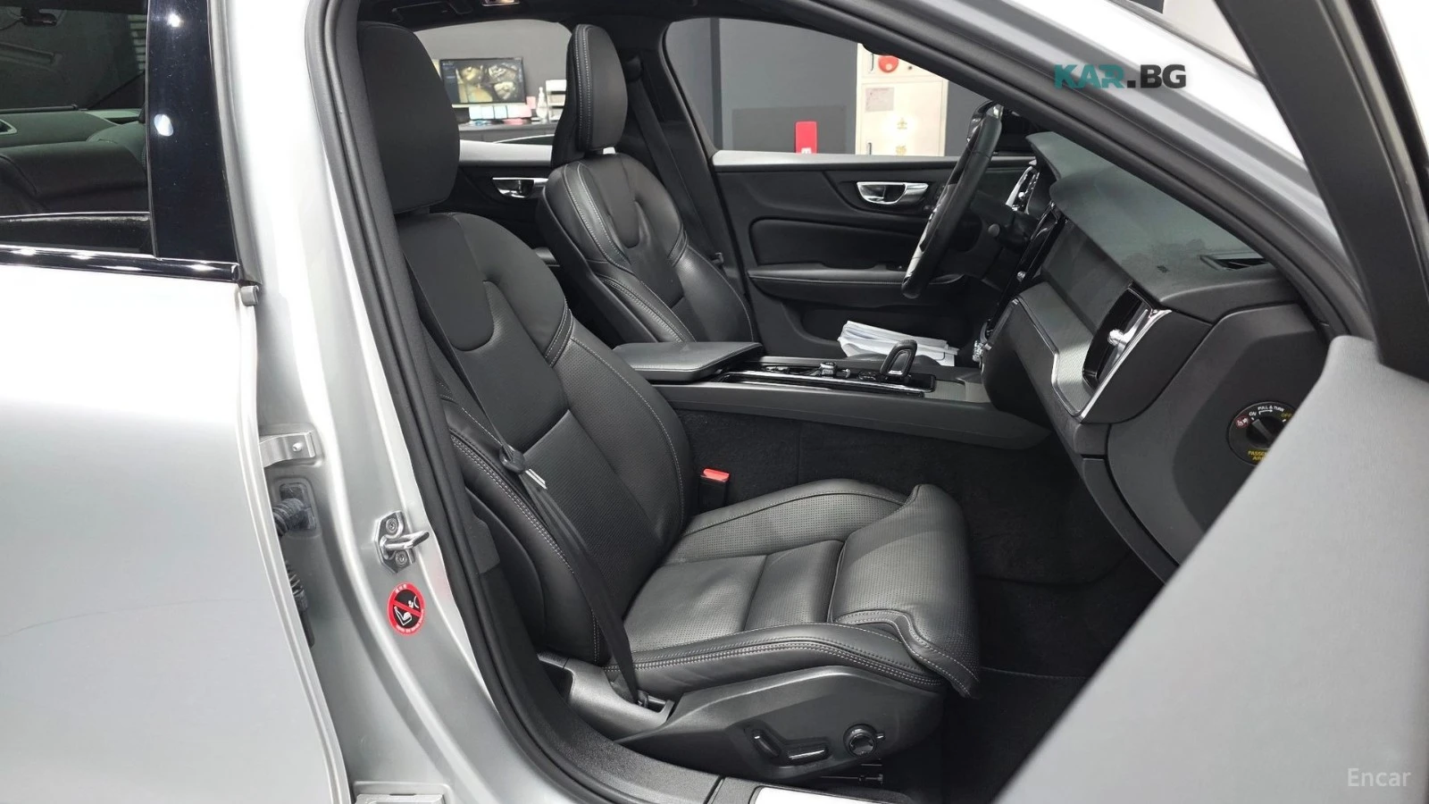 Volvo S60 B5* R-Design* ПОДГРЕВ* ОБДУХВАНЕ* ПАНОРАМА* HEAD-U, снимка 11 - Автомобили и джипове - 54916978