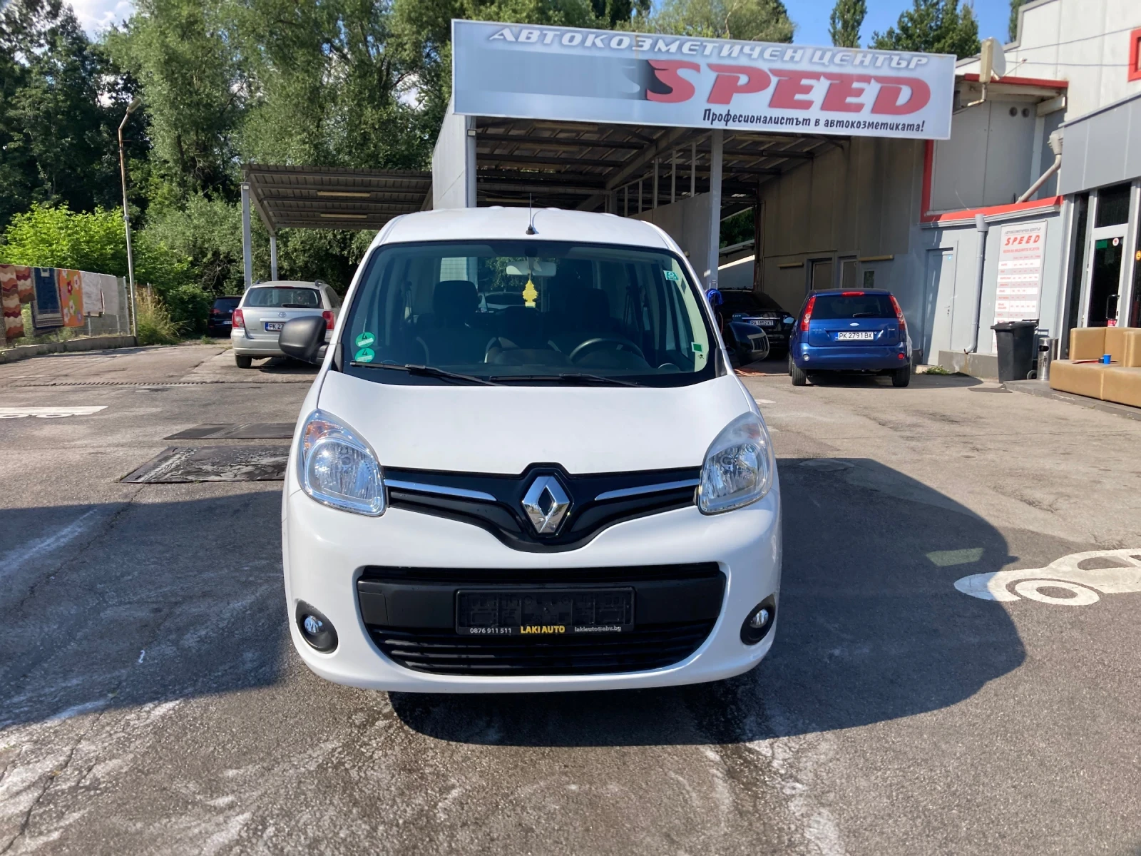 Renault Kangoo 1.2 Benzin 114ks Evro 6 140000km, снимка 3 - Автомобили и джипове - 54939941