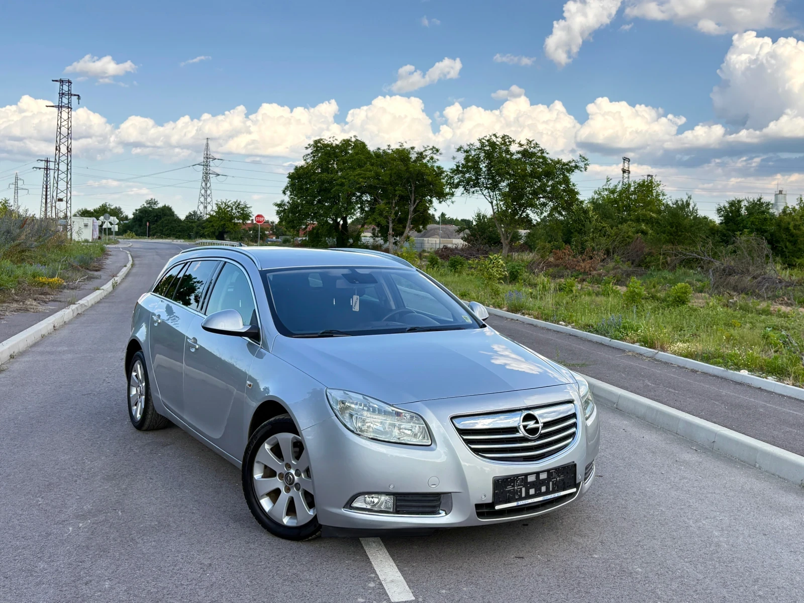 Opel Insignia 2.0CDTI SPORTS TOURER# ОБСЛУЖЕНА#  233 000км#, снимка 2 - Автомобили и джипове - 55002163