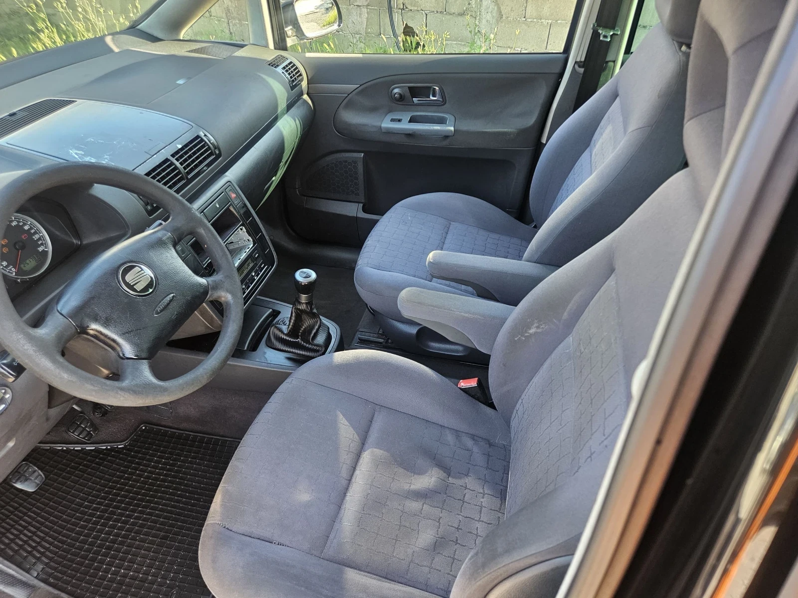 Seat Alhambra 1.9TDI* 116ps* Климатроник , снимка 8 - Автомобили и джипове - 55177626