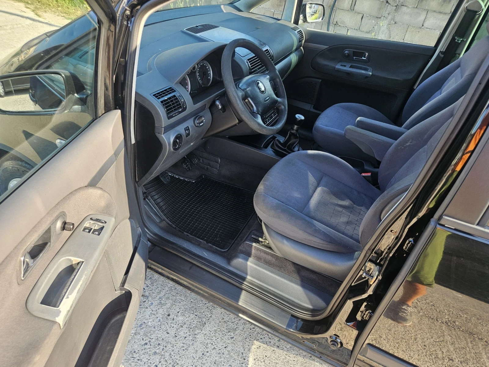 Seat Alhambra 1.9TDI* 116ps* Климатроник , снимка 7 - Автомобили и джипове - 55177626