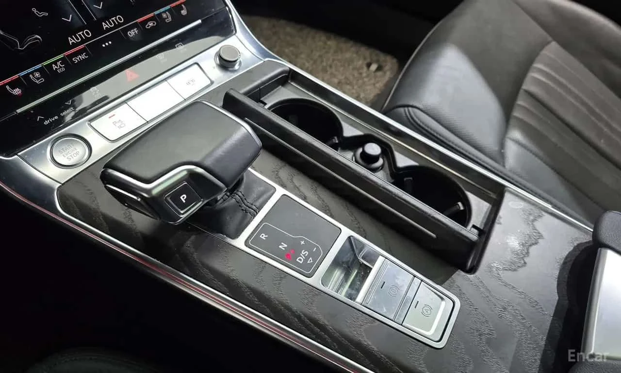Audi A6 * 40 TDI Quattro Premium * CARFAX * ЦЕНА ДО БГ, снимка 9 - Автомобили и джипове - 55508263
