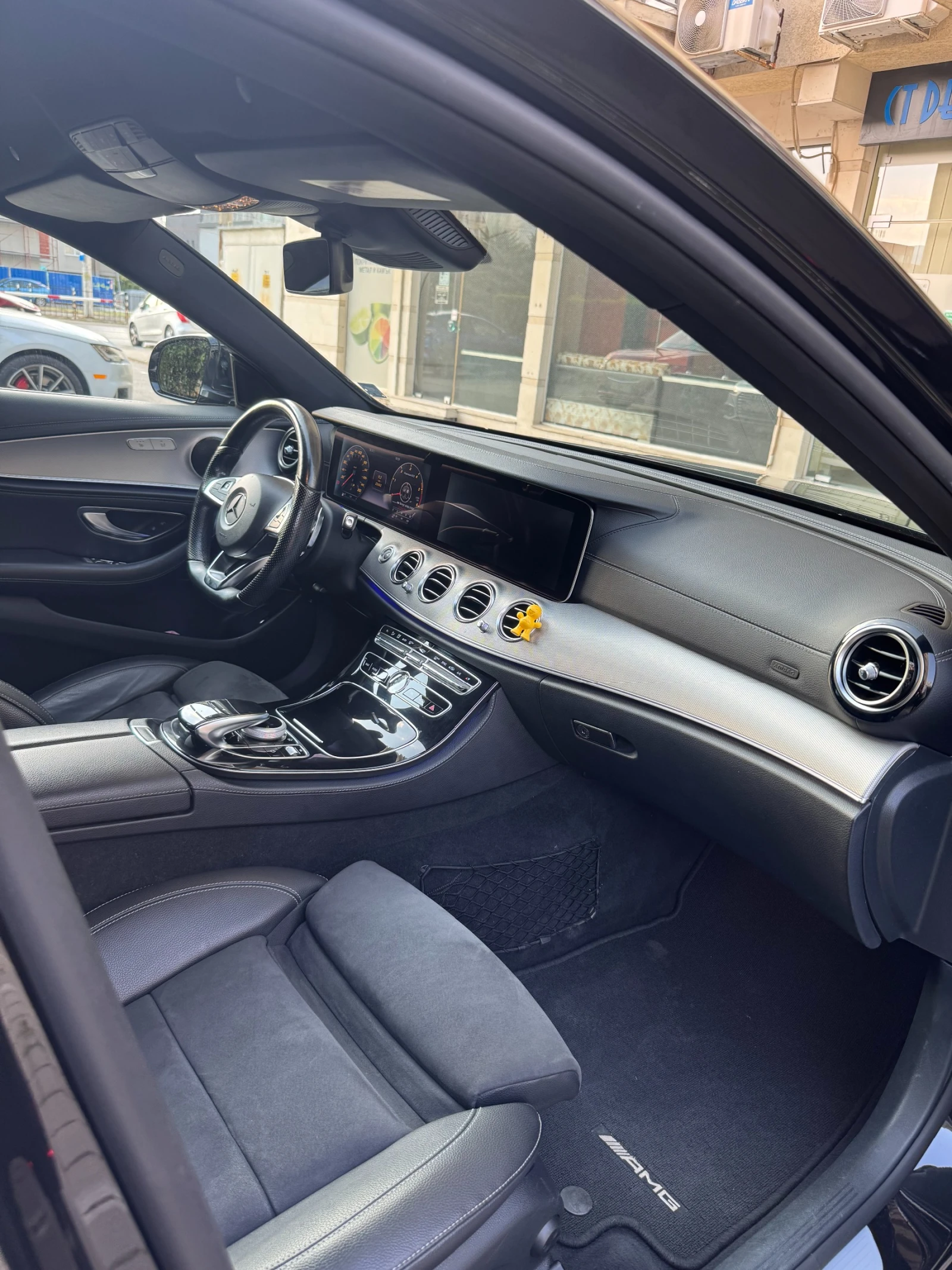 Mercedes-Benz E 220 AМG, снимка 7 - Автомобили и джипове - 55564427