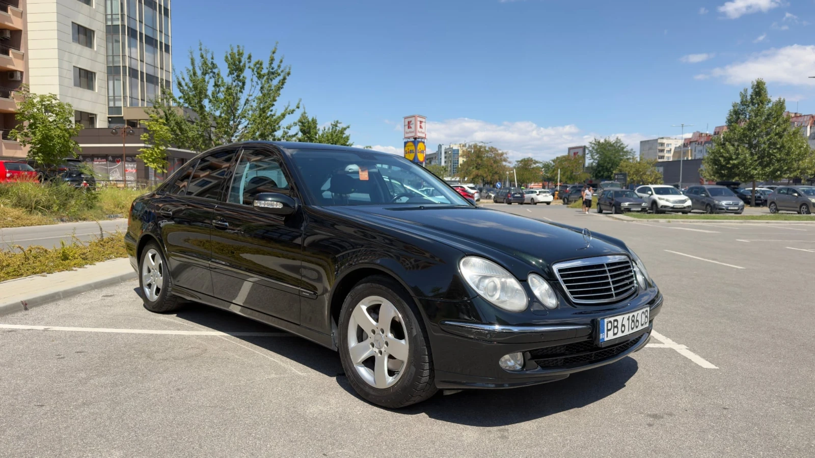 Mercedes-Benz E 320 Avantgarde , снимка 3 - Автомобили и джипове - 55673473