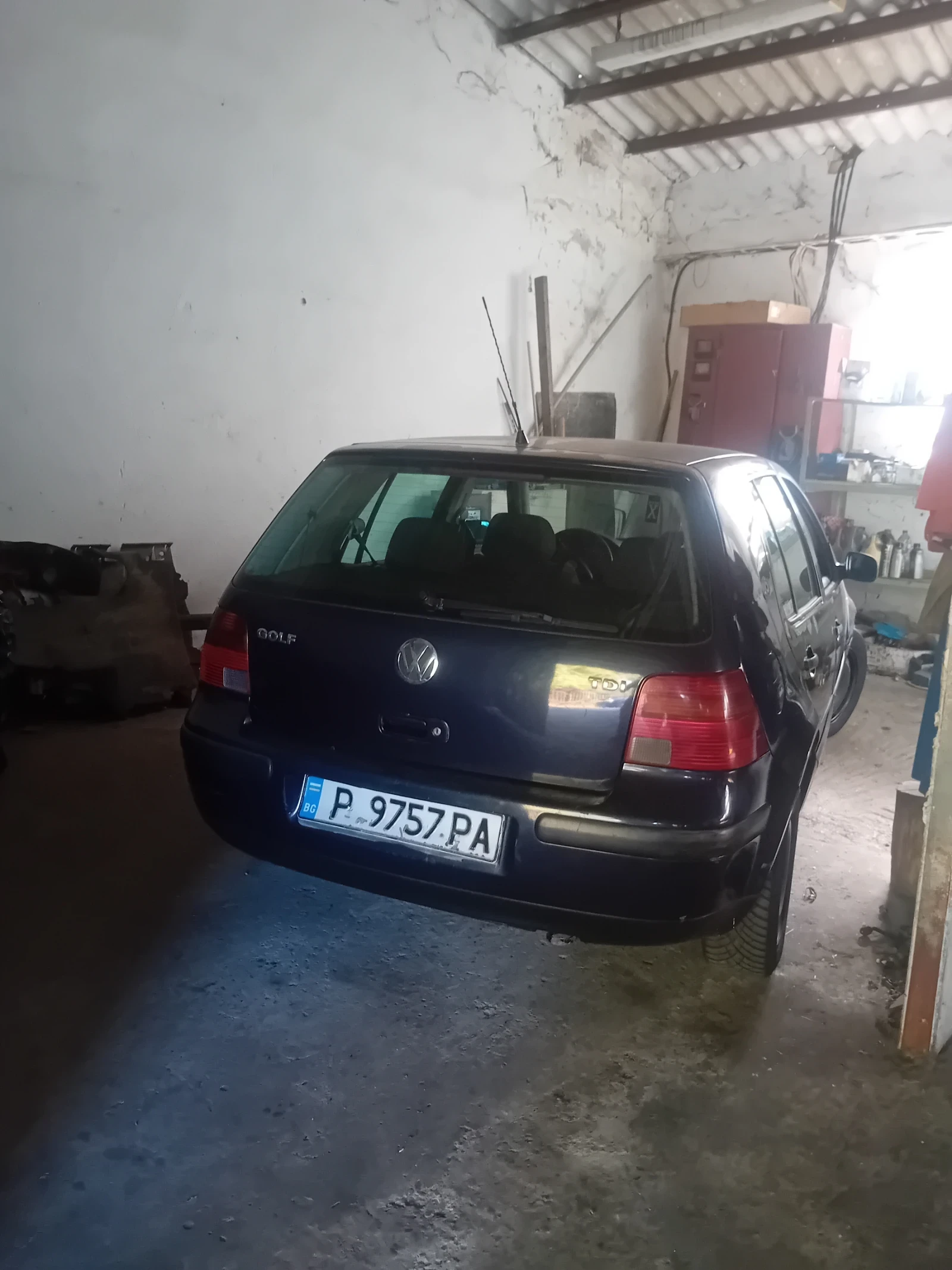 VW Golf, снимка 2 - Автомобили и джипове - 55767249