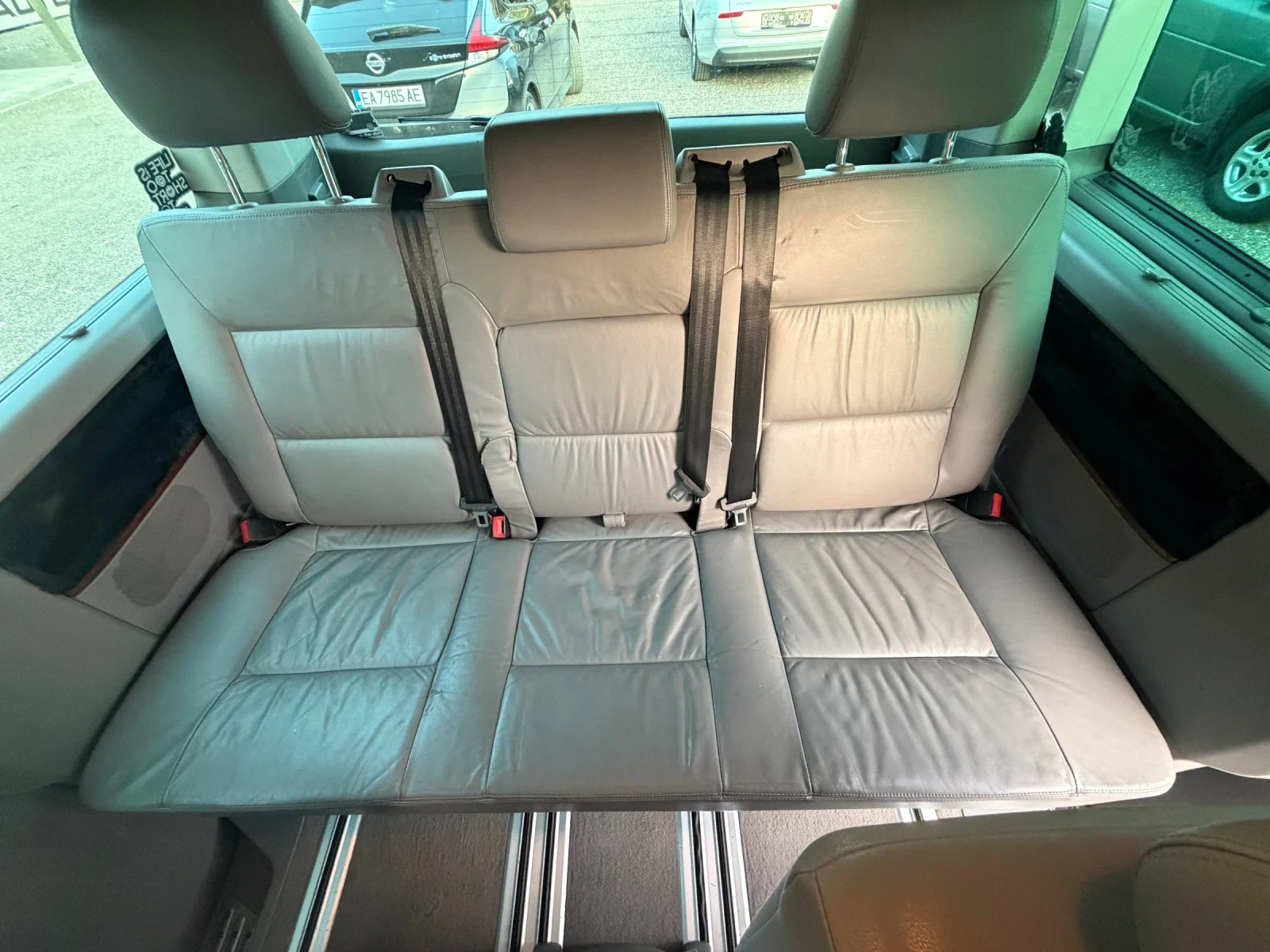 VW Multivan 2.5TDI* Hi Line* 180k.c.* ITALIA* FULL, снимка 10 - Автомобили и джипове - 55872913