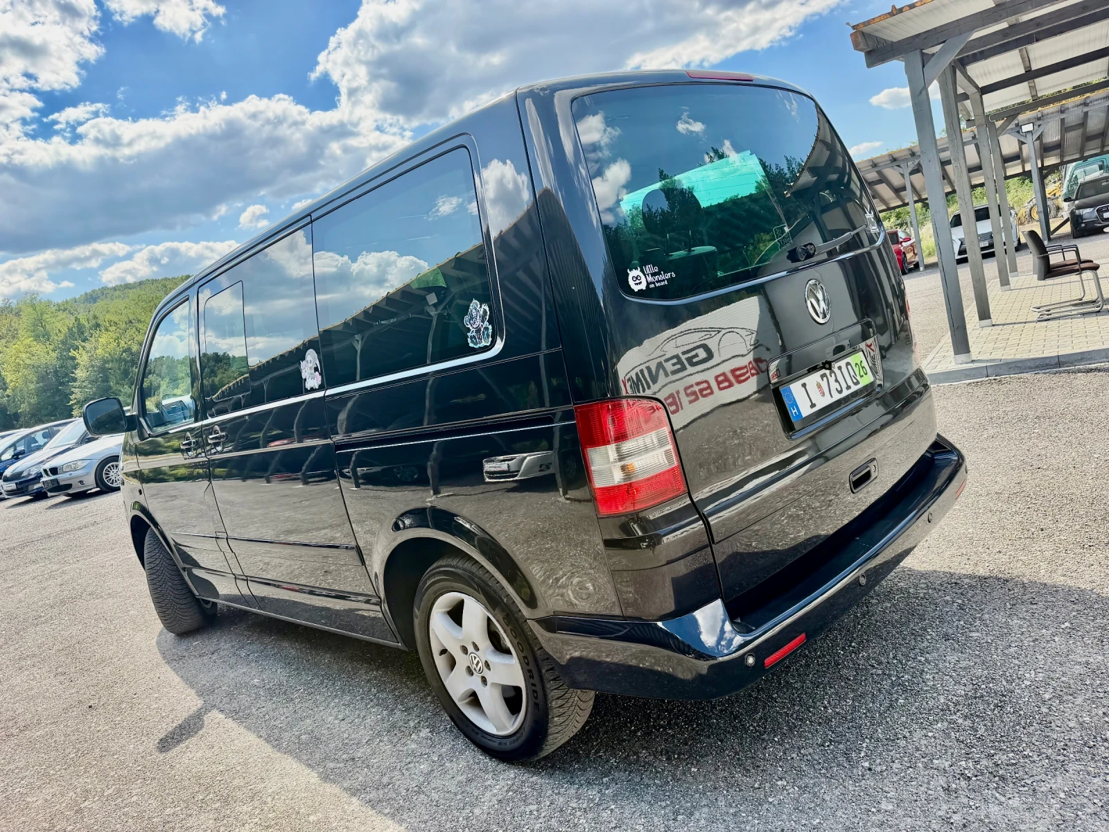 VW Multivan 2.5TDI* Hi Line* 180k.c.* ITALIA* FULL, снимка 6 - Автомобили и джипове - 55872913