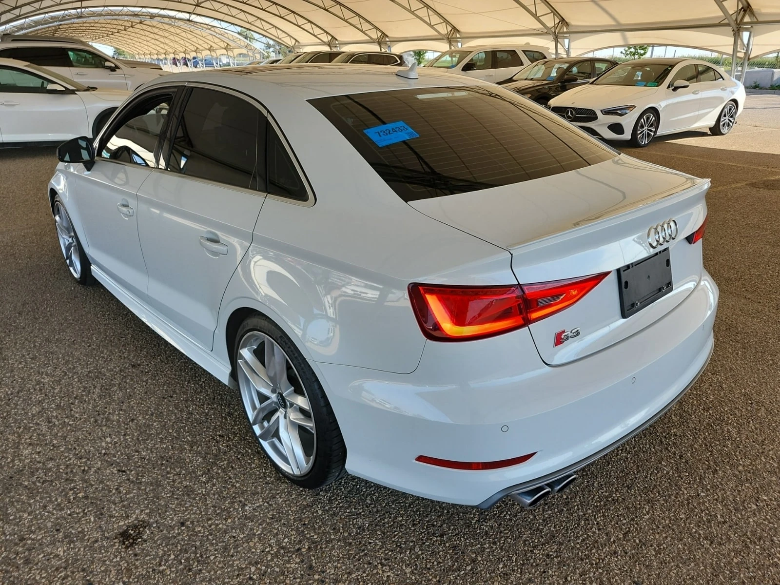 Audi S3  2.0T TECHNIK / АВТОКРЕДИТ / ЦЕНА ДО БЪЛГАРИЯ , снимка 4 - Автомобили и джипове - 55898103
