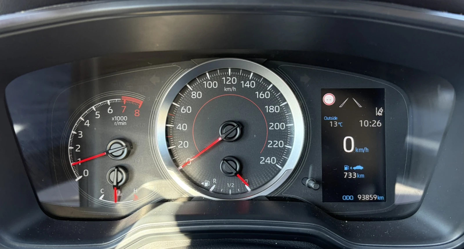 Toyota Corolla Comfort 1.5 125hp, снимка 11 - Автомобили и джипове - 56133939