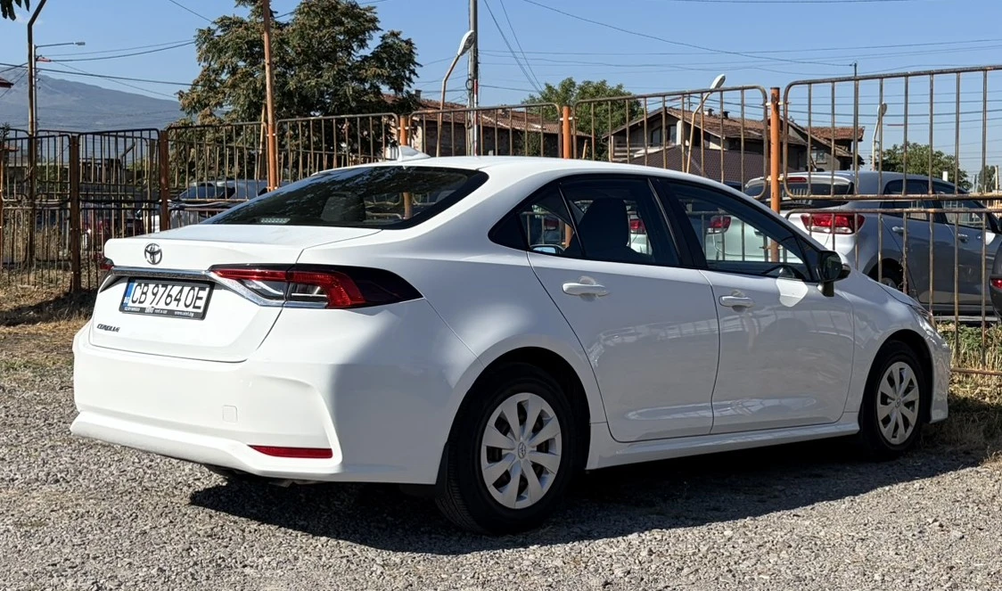 Toyota Corolla Comfort 1.5 125hp, снимка 6 - Автомобили и джипове - 56133939