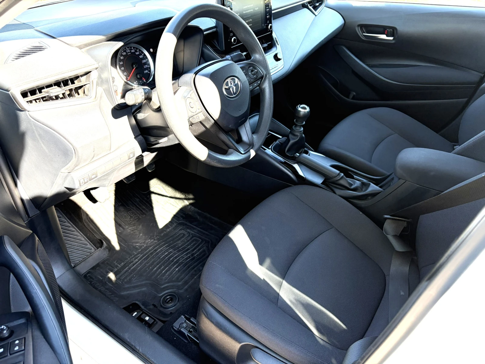 Toyota Corolla Comfort 1.5 125hp, снимка 7 - Автомобили и джипове - 56133939