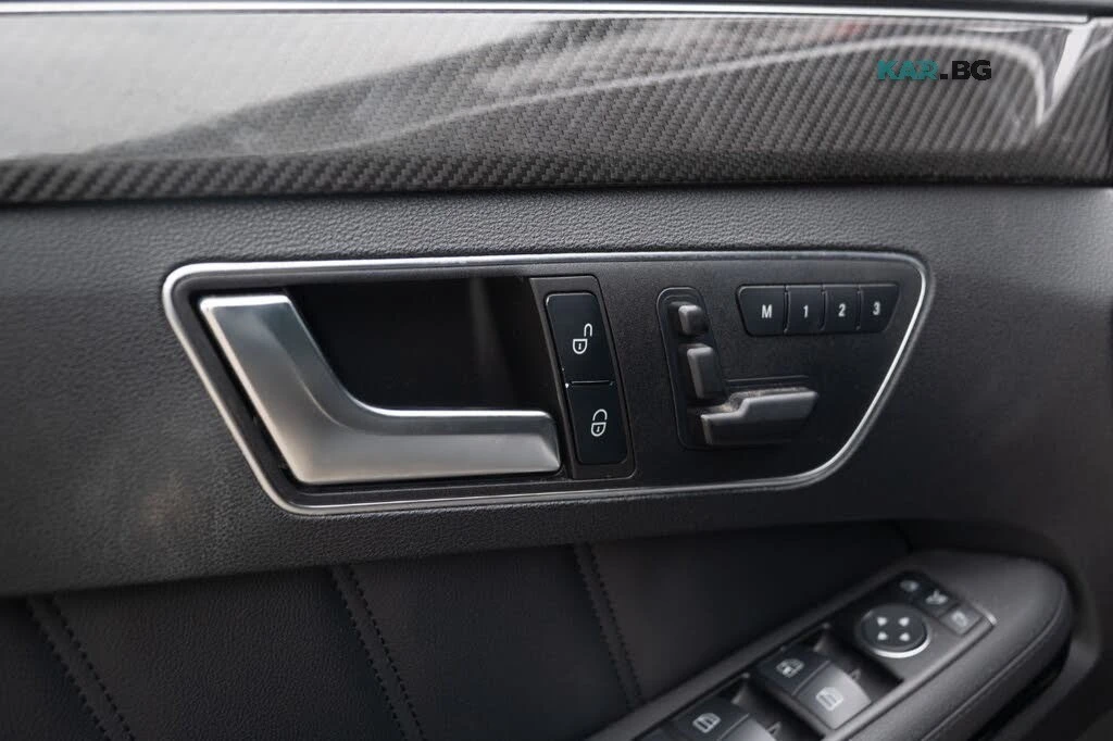 Mercedes-Benz E 63 AMG АвтоКредит * (ЦЕНА ДО БГ), снимка 7 - Автомобили и джипове - 56342463
