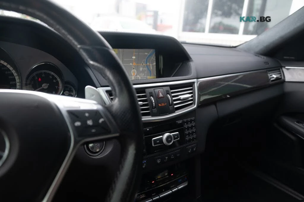 Mercedes-Benz E 63 AMG АвтоКредит * (ЦЕНА ДО БГ), снимка 12 - Автомобили и джипове - 56342463