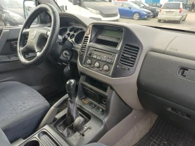Mitsubishi Pajero 2.5 TD,    7- МЕСТЕН  !!! Възможен БАРТЕР!, снимка 11